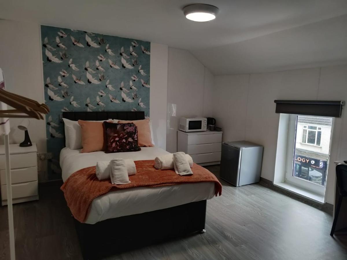 Double Ensuite Rooms Swansea Bagian luar foto