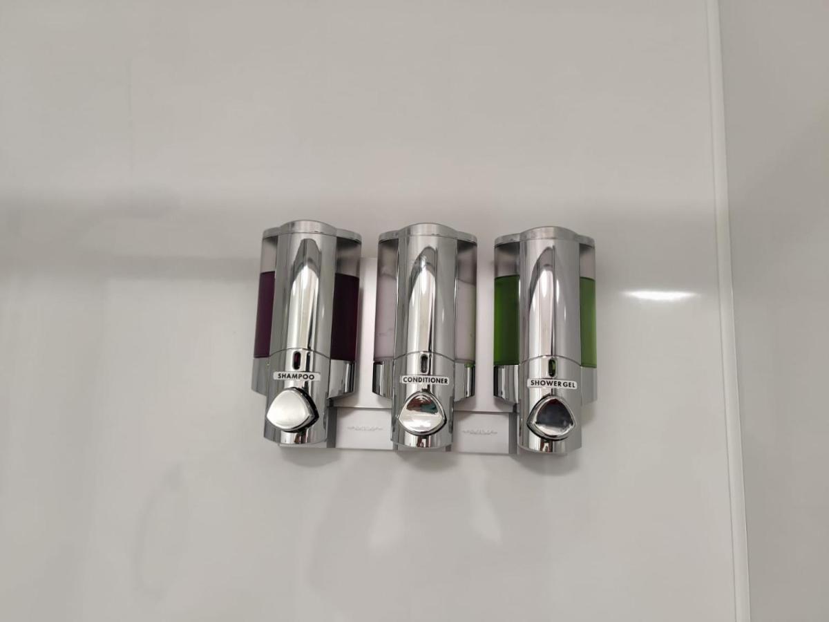 Double Ensuite Rooms Swansea Bagian luar foto