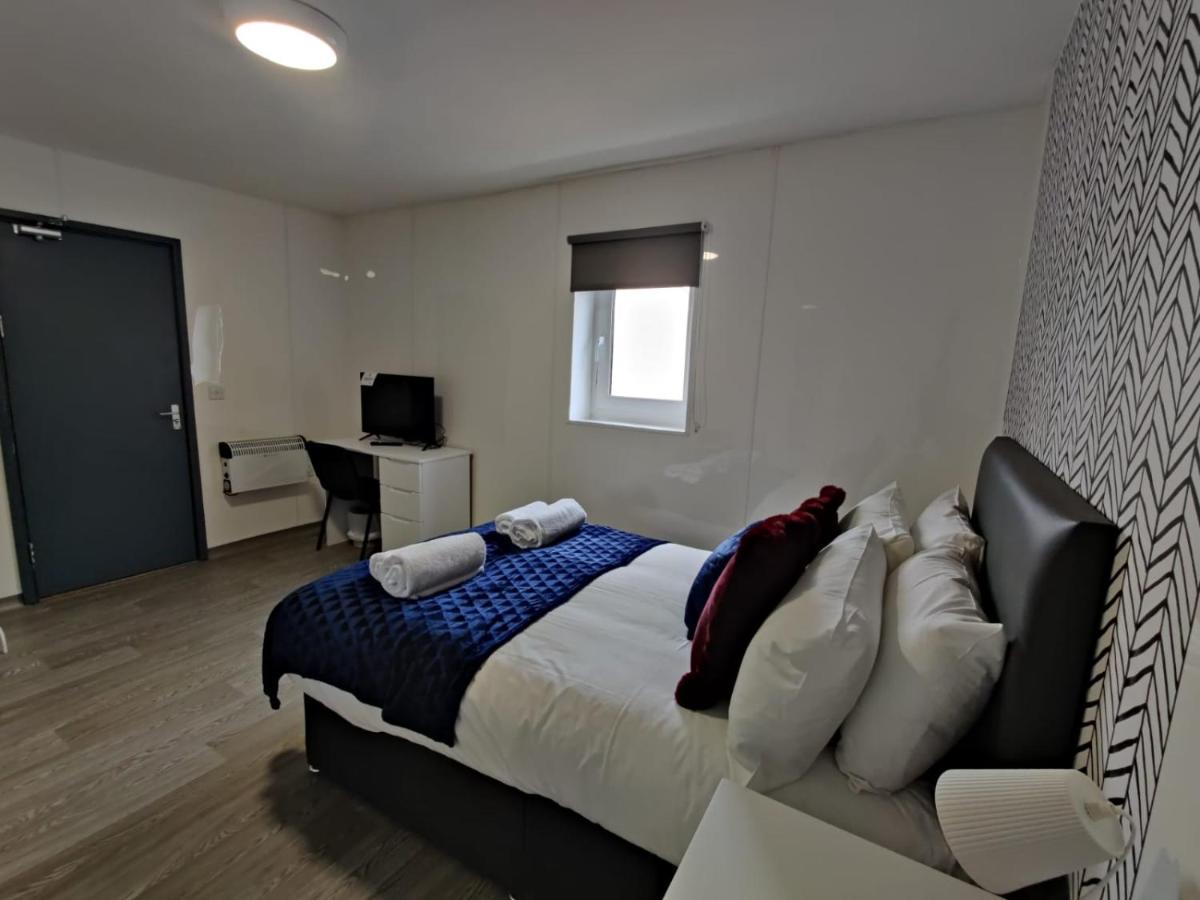 Double Ensuite Rooms Swansea Bagian luar foto